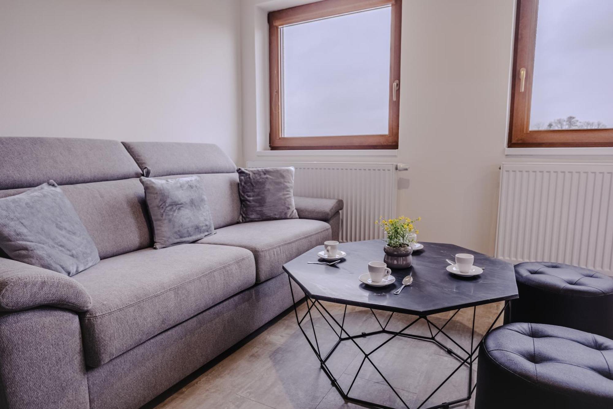 Apartament Rezidence Petra Voka Trzeboń Zewnętrze zdjęcie